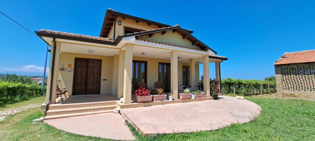 B & B Le Tre Rose Tollo Dış mekan fotoğraf