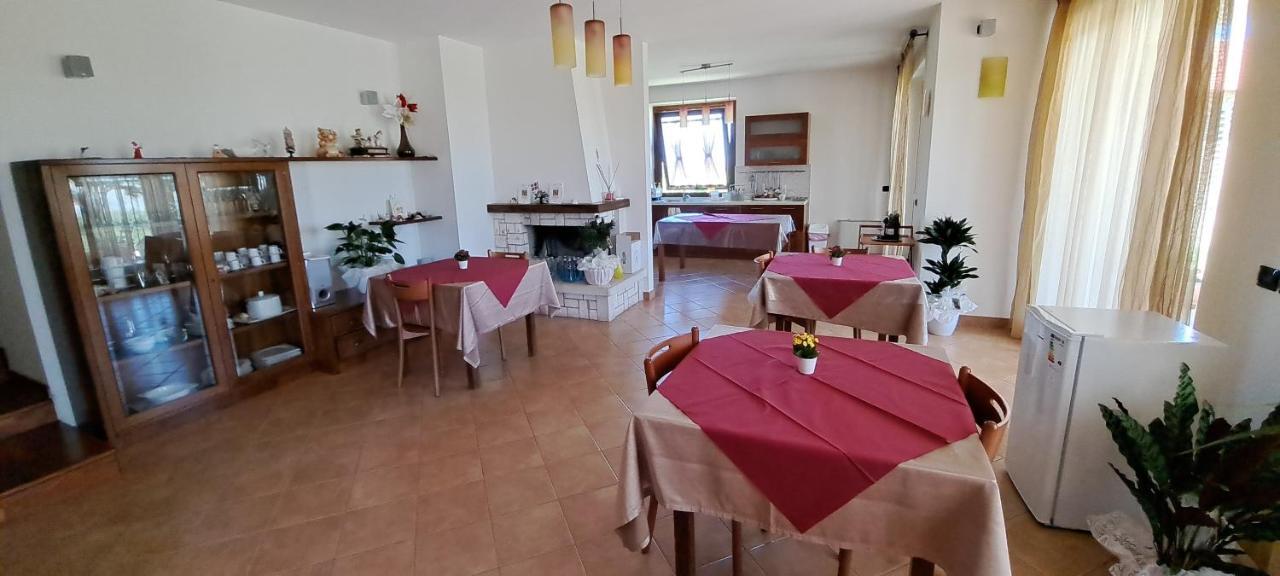 B & B Le Tre Rose Tollo Dış mekan fotoğraf